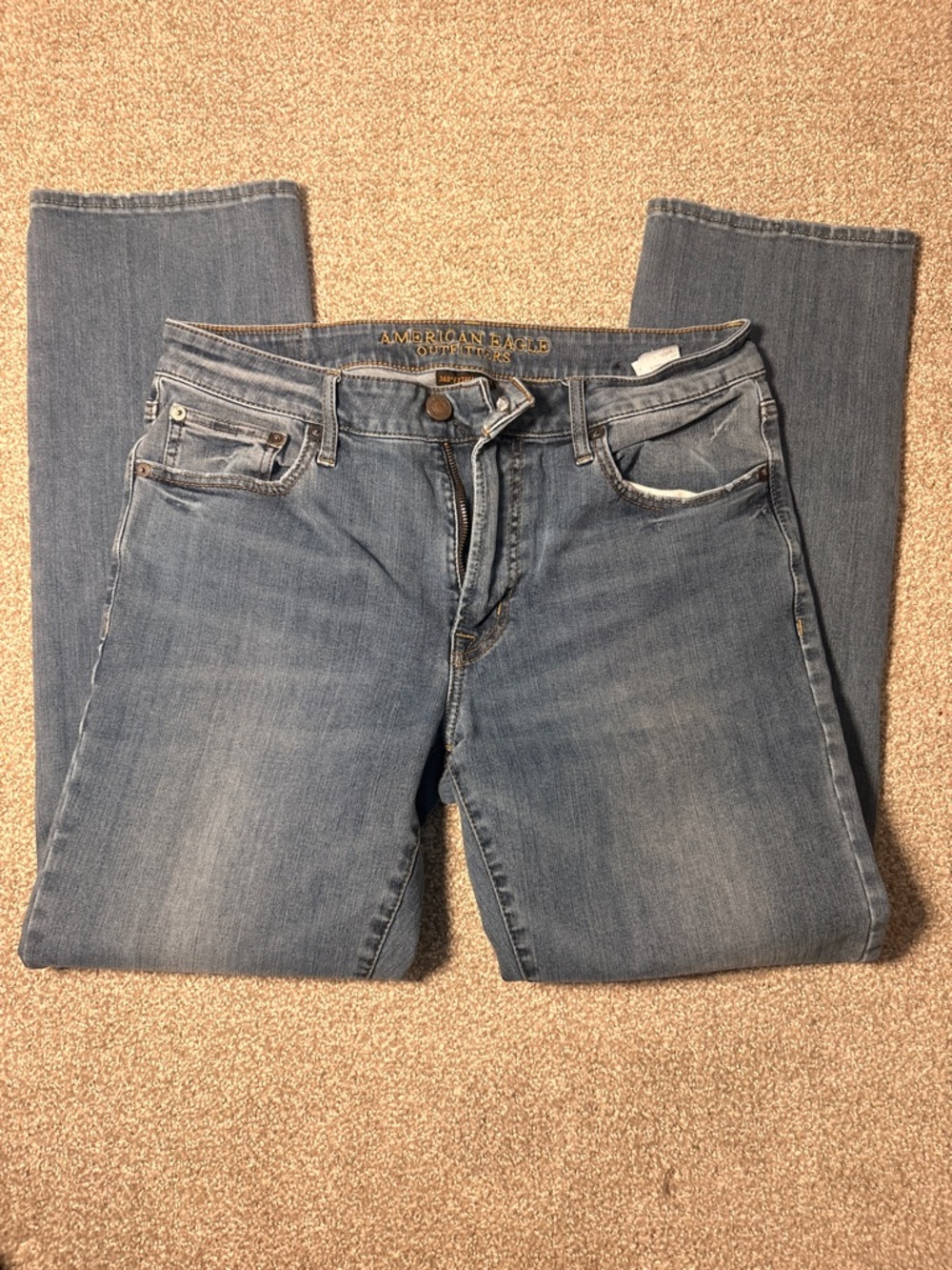 American Eagle Outfitters Light Blue Stretch Denim Jeans
